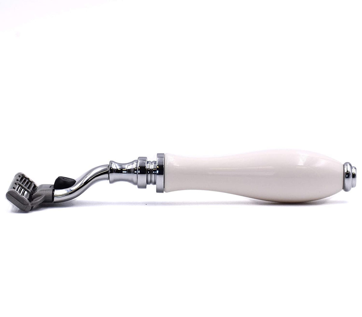 Triple Blade Razor D6022