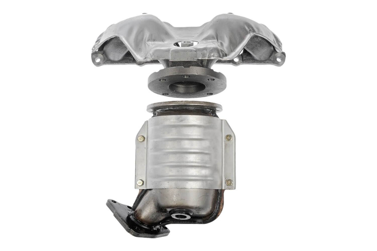 Catalytic Converter with Integrated Exhaust Manifold Y14869