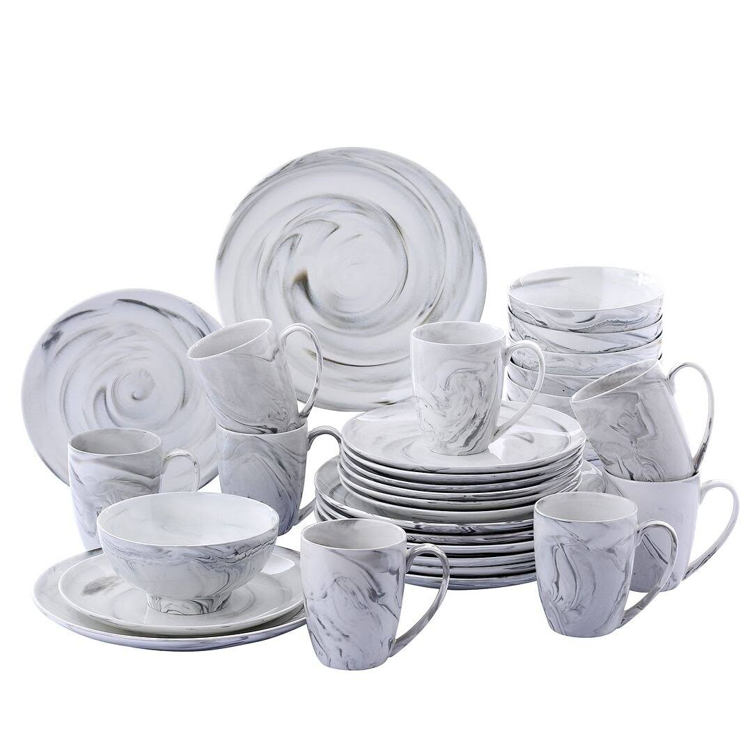 16 Piece Red Dinnerware Set N985609