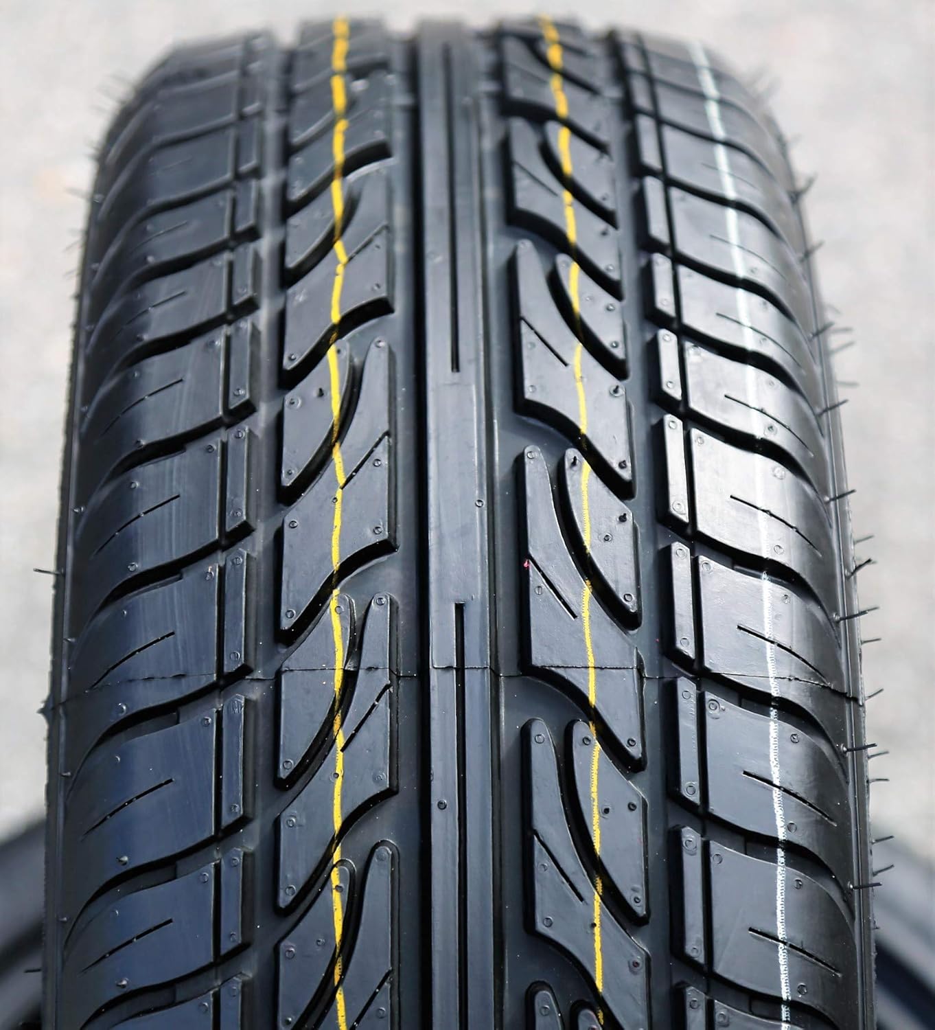 Set of 2 195/45R15 78V Summer Performance Radial Tires S119