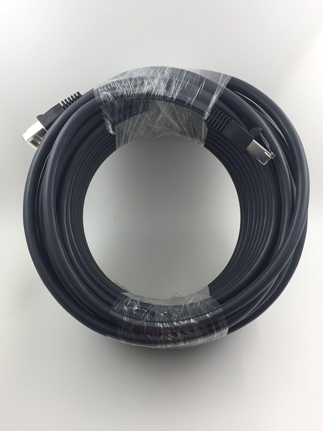 Solid Shielded Cat6 Cable with RJ45 Plug Connector (400FT) E378090