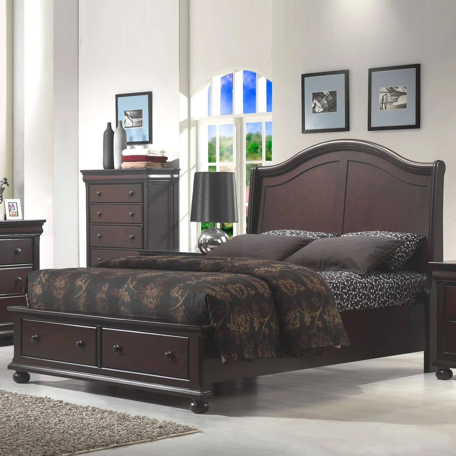 Queen Sleigh Storage Bed H913609