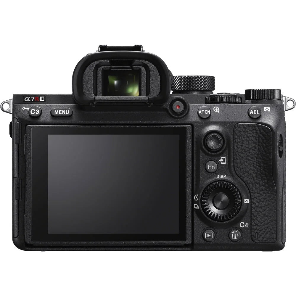 Mirrorless Camera with 24-70mm Lens O6320